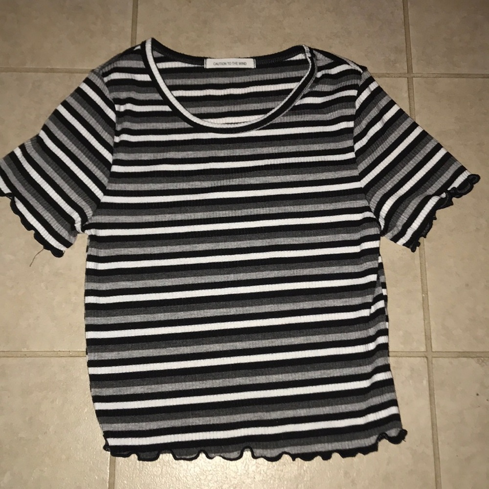 Crop top NEVER WORN